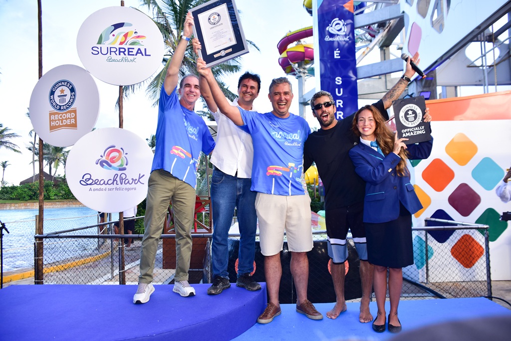Beach Park ganha recorde mundial com atração ‘Surreal’