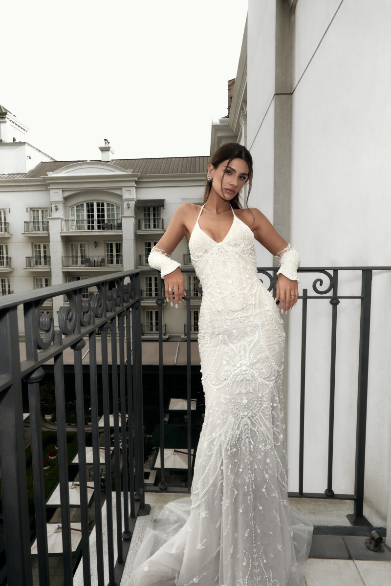 Maju Carvalho celebra noivado em SP com vestido exclusivo de luxo
