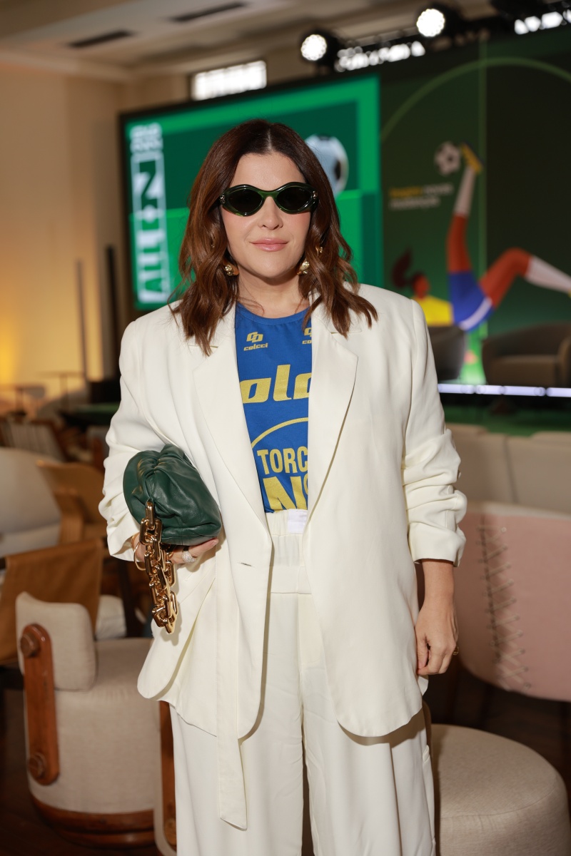 Ju Ferraz apresenta projeto voltado ao futebol feminino para a Copa de 2027