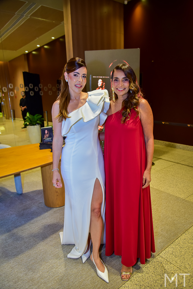 Diana Murinelly lança movimento MUZA e livro em noite especial no Teatro RioMar