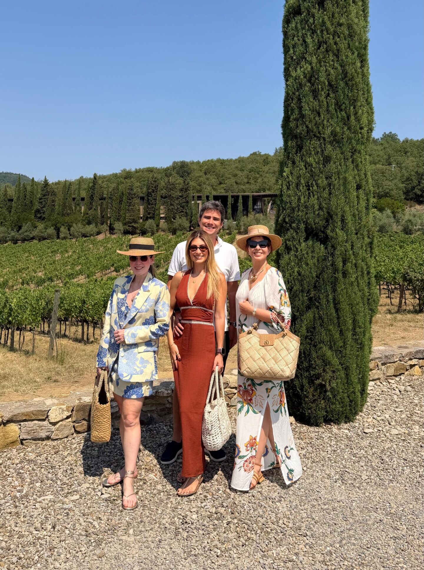 Euwlaudia Fontenele aproveita experiências na Toscana ao lado de amigos