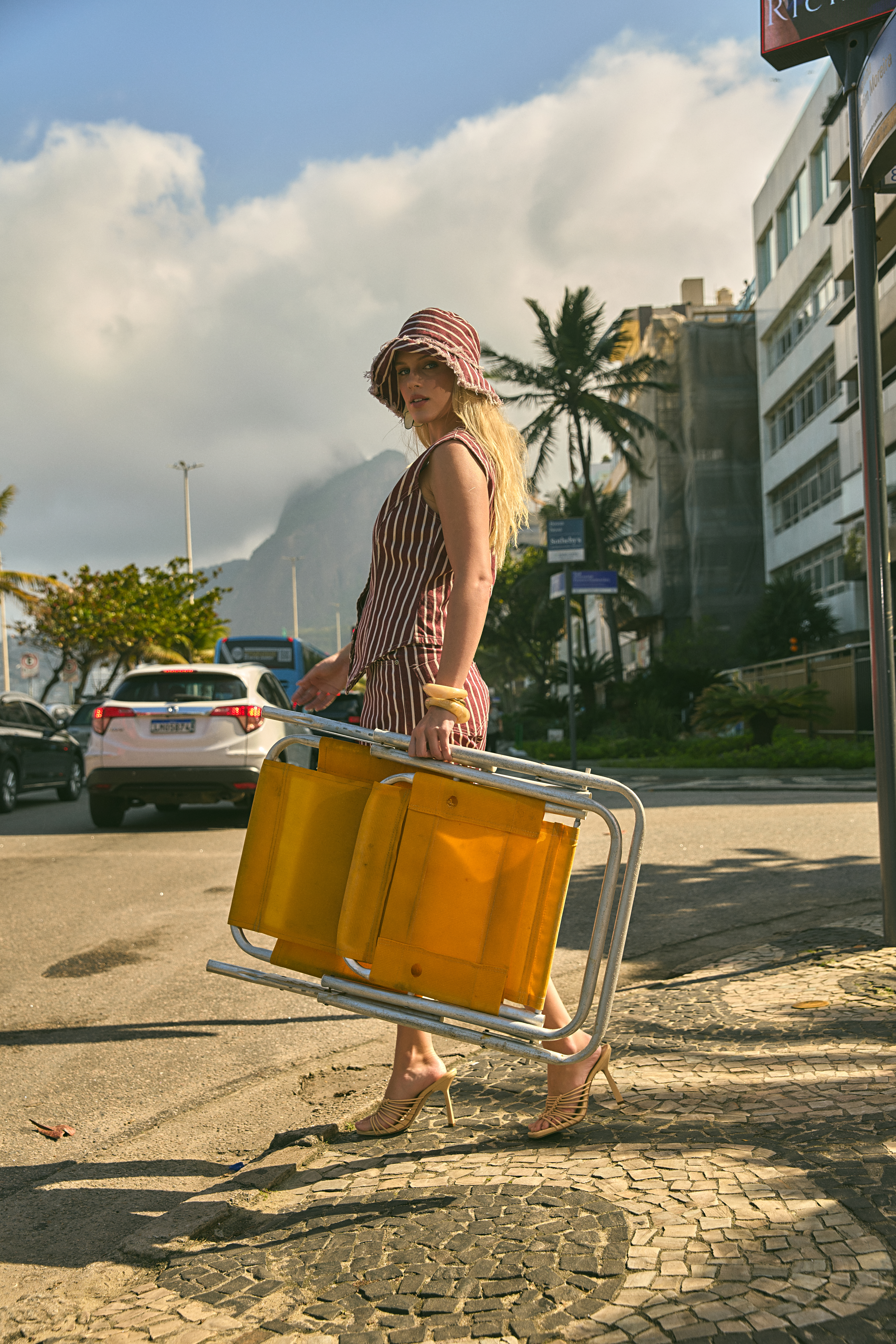 ‘Bossa’: TLF Jeans resgata o calor do Rio de Janeiro em nova coleção