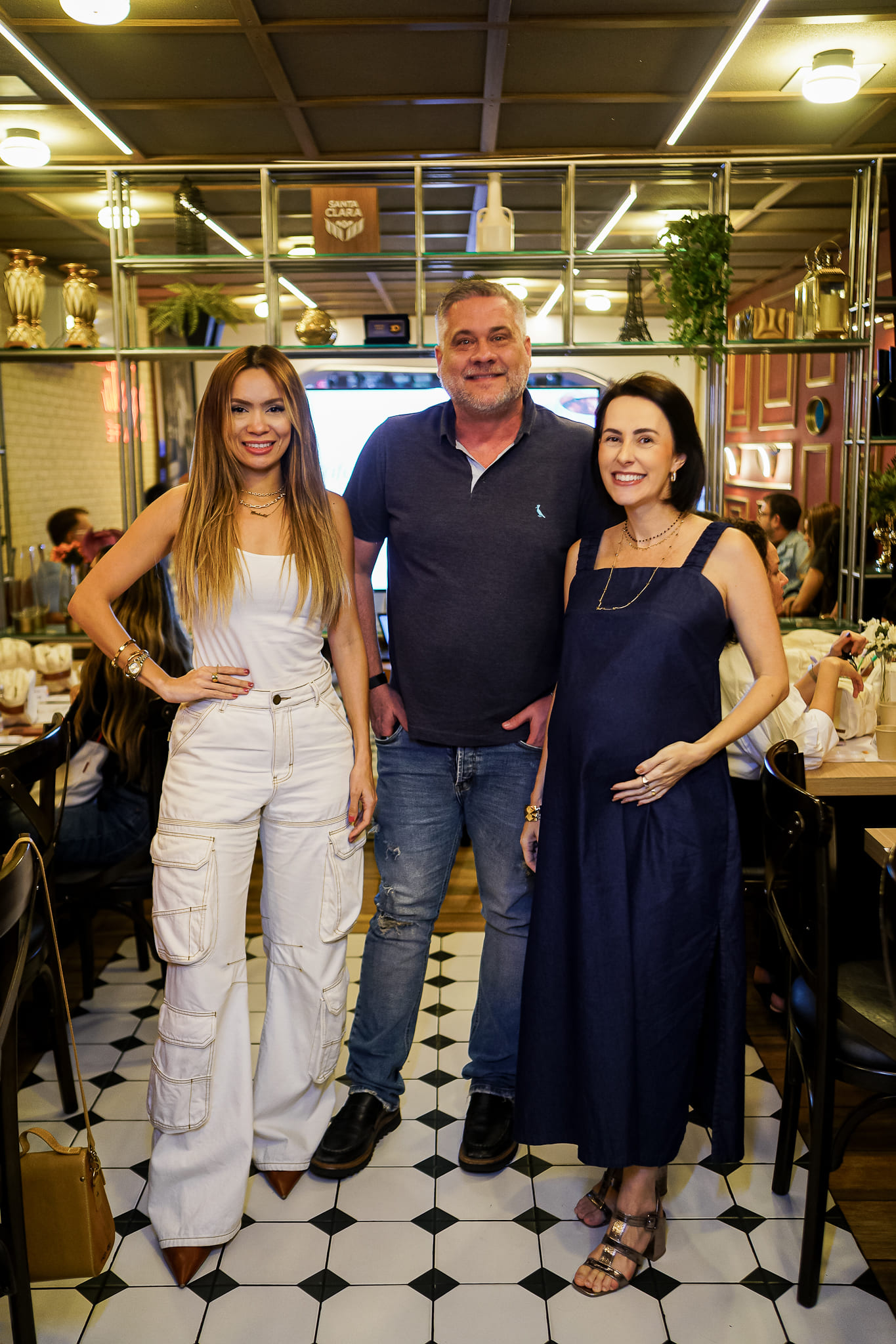 Santana Textiles realiza workshop de pintura exclusivo